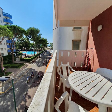 Residence Luna Lignano Sabbiadoro Eksteriør billede