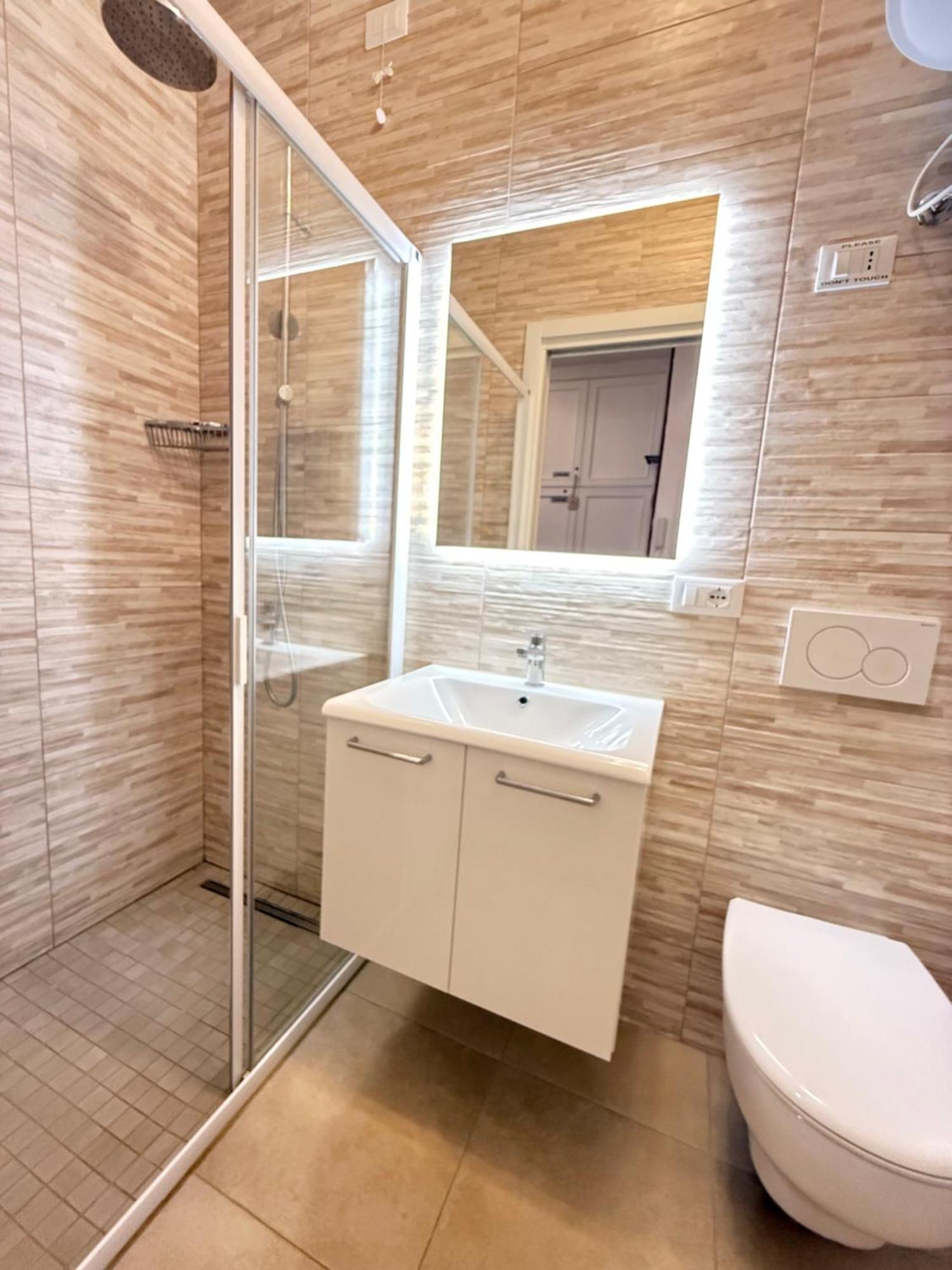 Residence Luna Lignano Sabbiadoro Eksteriør billede